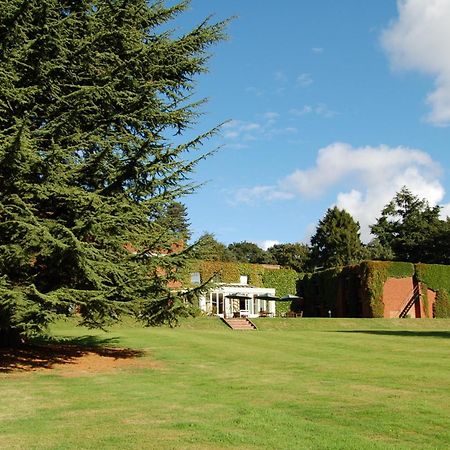 Lane End Hotel High Wycombe Buitenkant foto